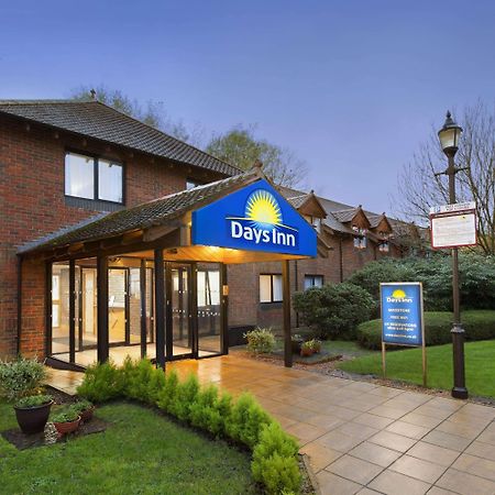 Days Inn Maidstone Eksteriør billede