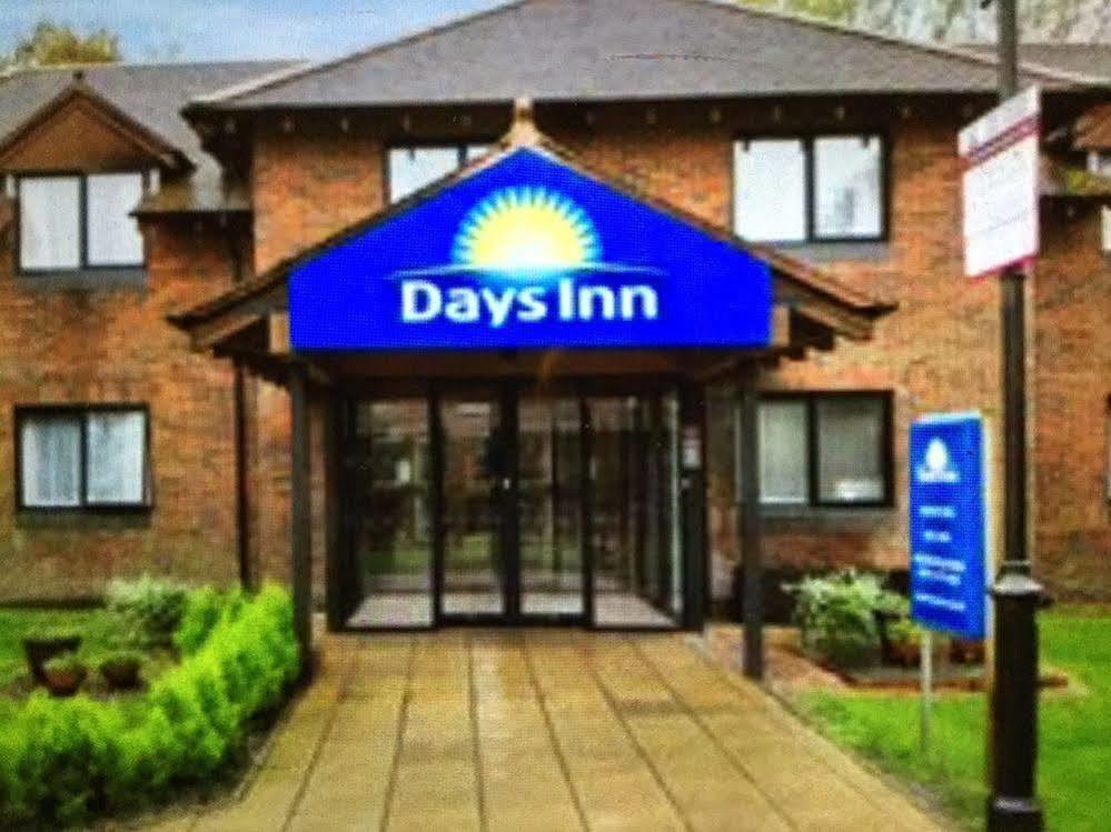 Days Inn Maidstone Eksteriør billede